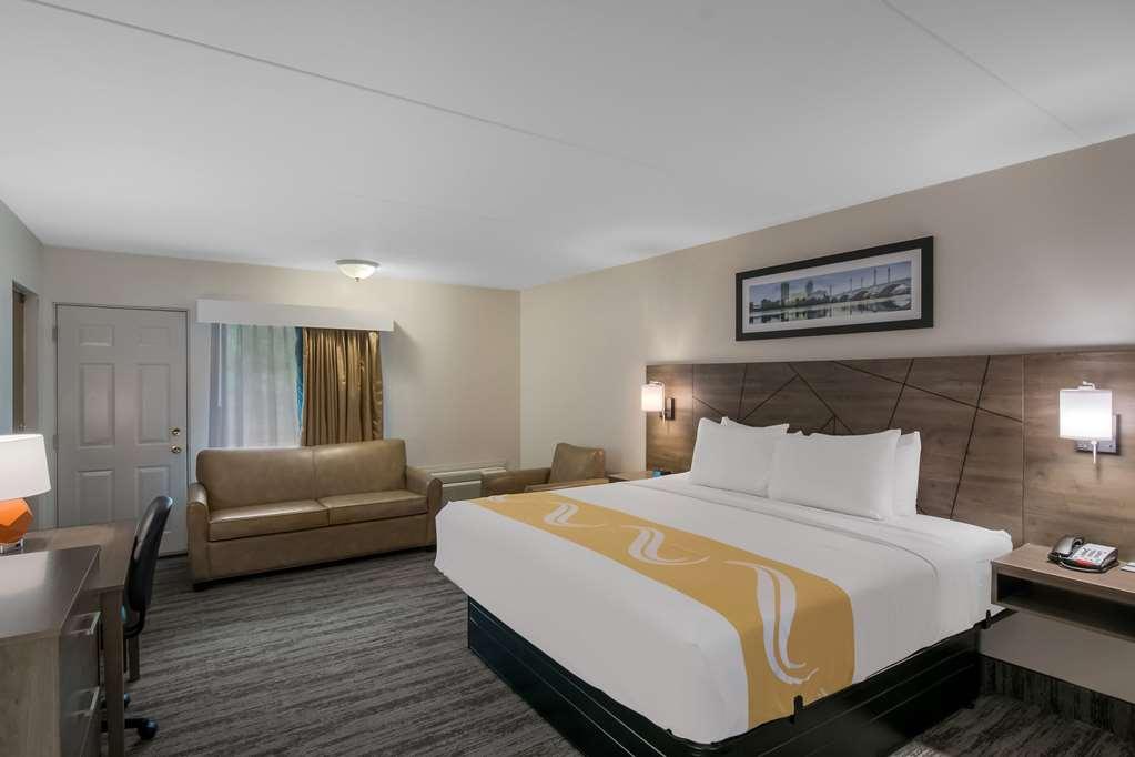 Quality Inn Westfield - Springfield Room photo